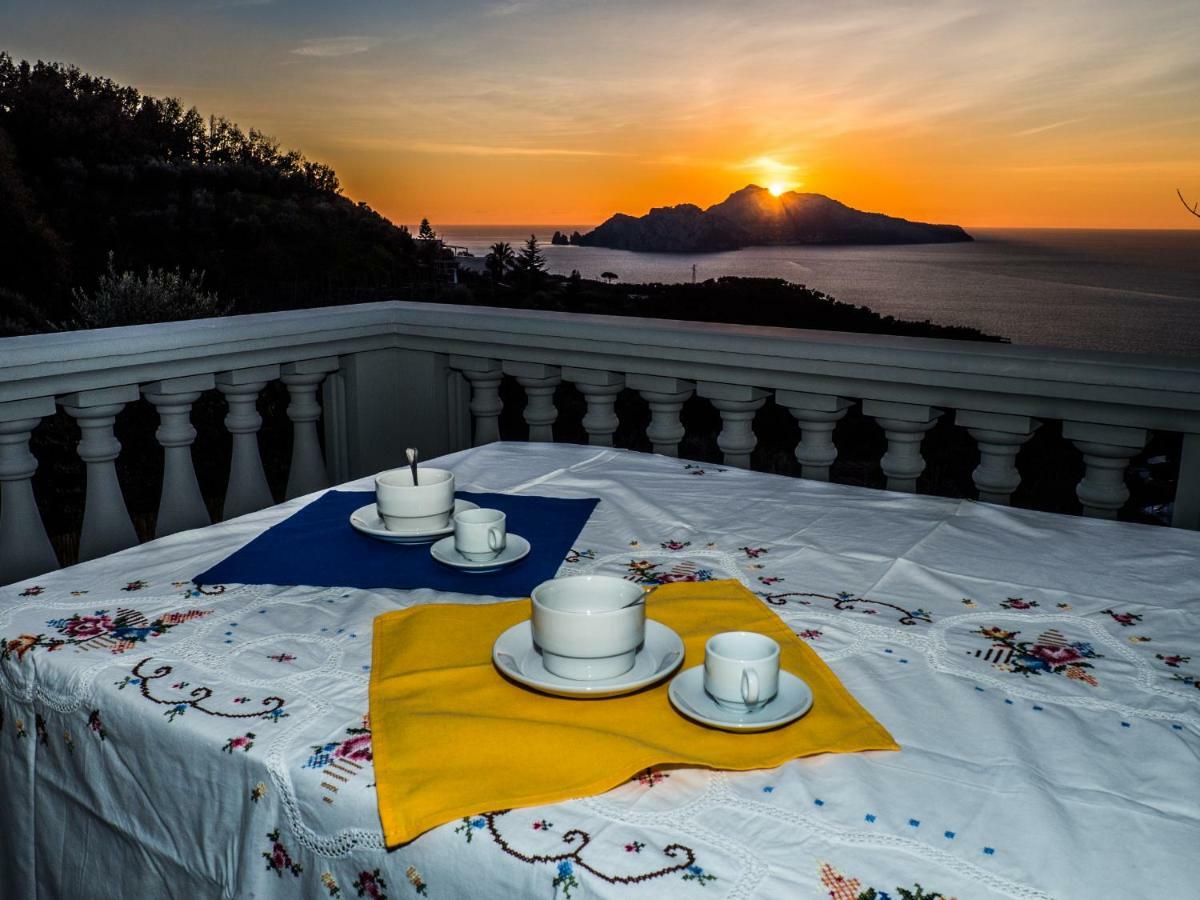 Villa Capri Wonderful View Massa Lubrense Exterior photo